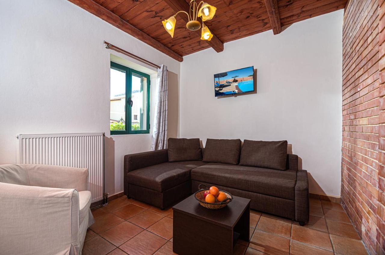 Neriides Villas Hersonissos  Exterior photo